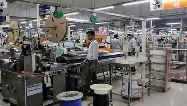 Impending COVID-19 third wave, shifting regulatory landscape leave small and micro businesses facing uncertainty Impending COVID-19 third wave, shifting regulatory landscape leave small and micro businesses facing uncertainty