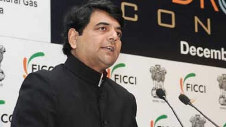 'Cowards can't fight this battle': Congress' jibe after RPN Singh quits to join BJP