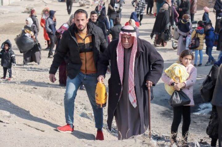 Syria: 90 killed as fighting between Islamic State, Kurd forces rages for third day