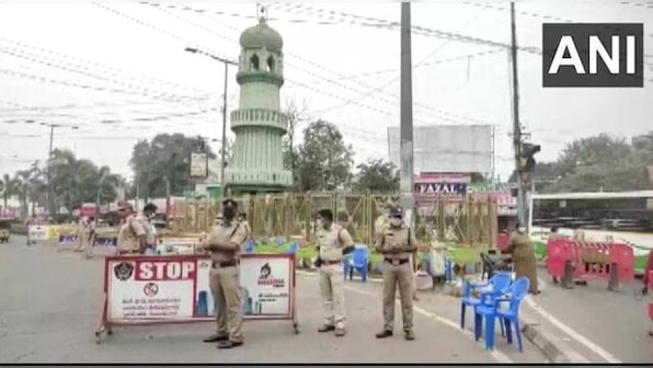 Andhra Pradesh: Three detained for trying to hoist Tricolour at Jinnah Tower in Guntur