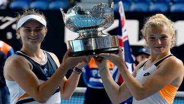 Australian Open 2022: Barbora Krejcikova and Katerina Siniakova fight back to win women's doubles crown
