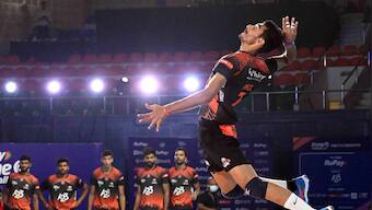 Prime Volleyball League: Hyderabad Black Hawks eye place in semis in upcoming clash against Calicut Heroes