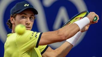 Casper Ruud reaches semifinals of Argentina Open; rain stops play