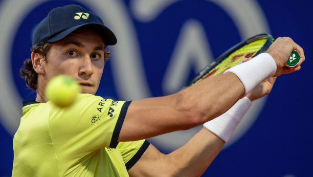 Casper Ruud reaches semifinals of Argentina Open; rain stops play Casper Ruud reaches semifinals of Argentina Open; rain stops play