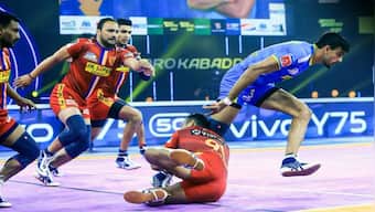 Pro Kabaddi League 2021-22: Naveen Kumar helps Dabang Delhi beat Tamil Thalaivas 32-31