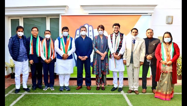 Tripura: BJP MLAs Sudip Roy Barman and Ashish Kumar Saha join Congress after meeting Rahul Gandhi in Delhi Tripura: BJP MLAs Sudip Roy Barman and Ashish Kumar Saha join Congress after meeting Rahul Gandhi in Delhi