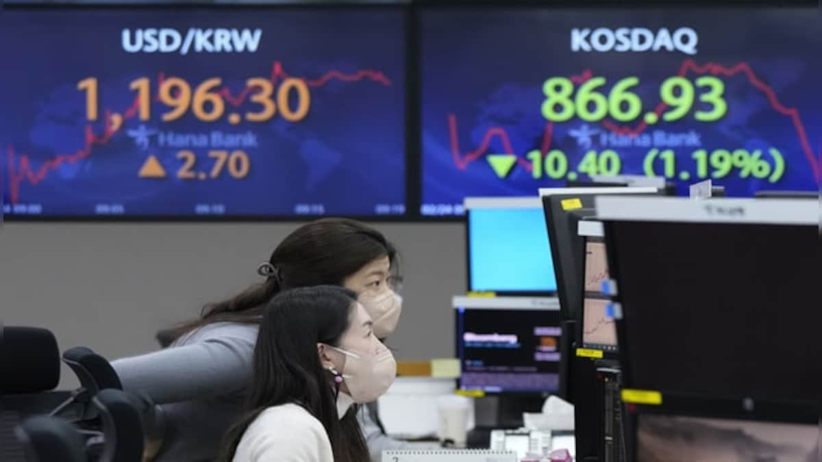 Russia-Ukraine issue, Fed rate decision crucial factors for markets: Analysts