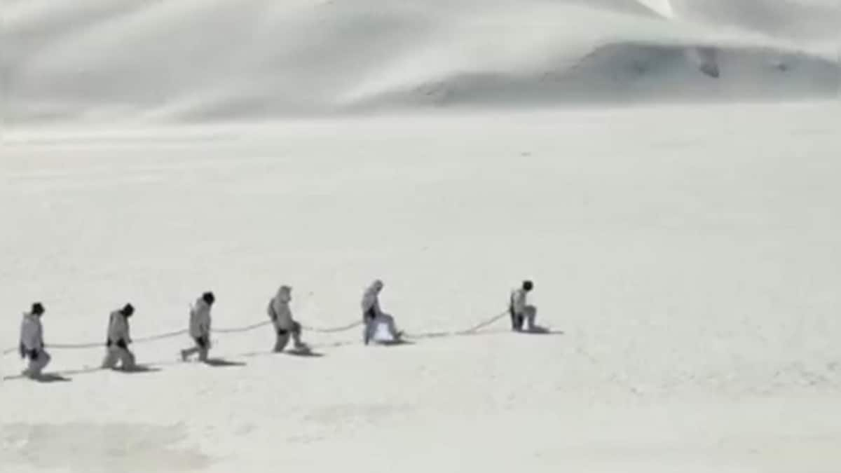 Watch: ITBP himveers walk through knee-deep snow at 15,000 feet in Uttarakhand