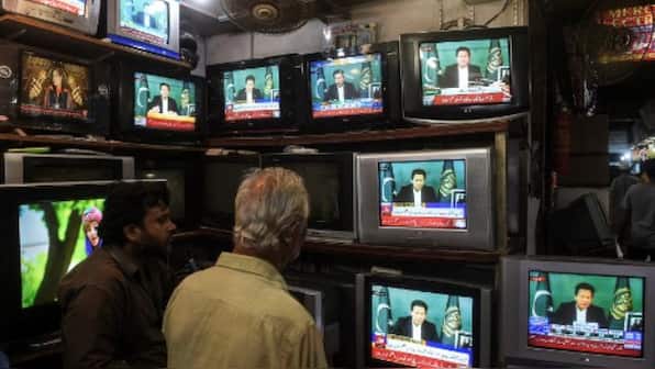Why Electronic Crime Prevention Ordinance has Pakistan journalists fuming and Opposition outraged