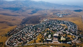 Israeli and Palestinian public figures propose two-state confederation for way forward
