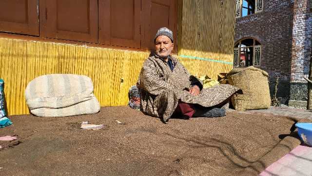 Mohan Lal Koul at Tilwanpora in Kulgam district of Jammu and Kashmir. Image courtesy Ajaz Rashid