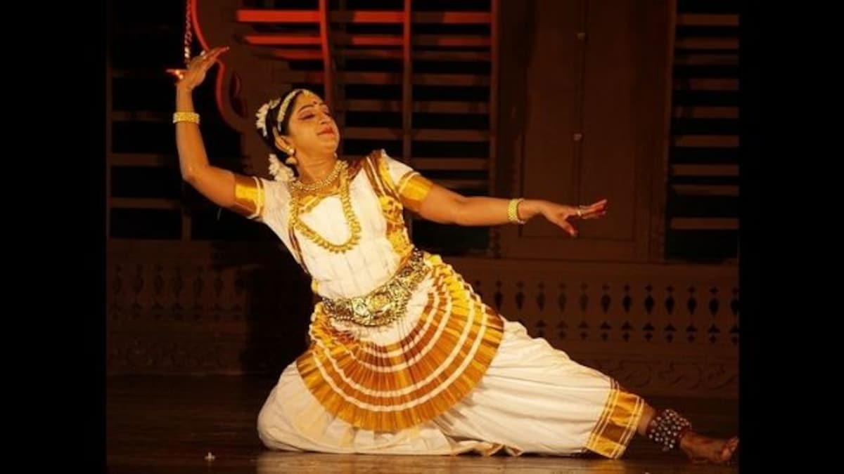 Know Your Classical Dances: Mohiniyattam, once thrust into obscurity during British rule, revived in early 20th century