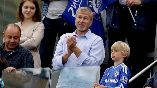 Roman Abramovich hands over control of Chelsea to club's foundation following Russia invasion of Ukraine