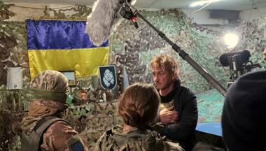 Sean Penn in Ukraine to film documentary on Russian invasion; meets President Volodymyr Zelenskyy