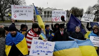 Ukraine flags fly in Europe, US against Putin's 'surreal war'