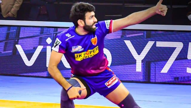 Vijay Malik in action during the final of Pro Kabaddi League 2021-22 season. Image: Twitter/@ProKabaddi
