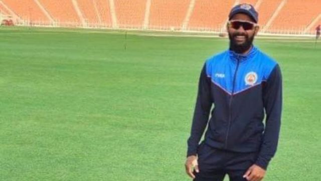 Ranji Trophy 2022: Vishnu Solanki makes hundred just days after newborn daughter's death Ranji Trophy 2022: Vishnu Solanki makes hundred just days after newborn daughter's death