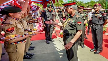 Army Chief presents 'President's Colours' Nishan to four units of Parachute Regiment