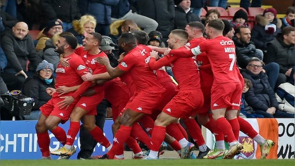 FA Cup: Frank Lampard starts Everton reign with win, West Ham survive scare