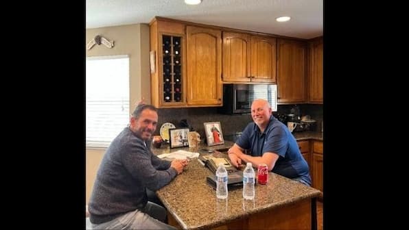 USA: News report brings together brothers who were not aware of each other; here's what happened