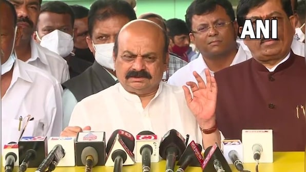 Karnataka Assembly: Bedlam as minister, Congress chief get into heated exchanges