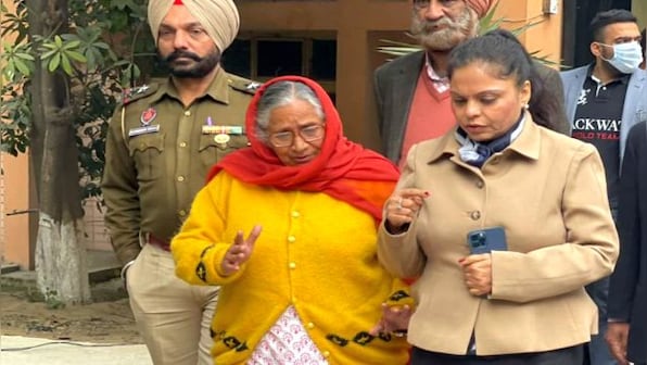 Punjab polls: Manish Gulati, Punjab women's panel chief, joins BJP; #MeToo accusations may haunt Charanjit Singh Channi