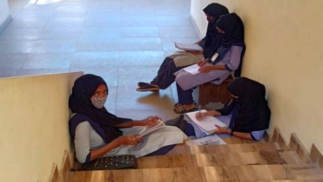 Hijab row: What Twitter timelines of Udupi students reveals about agitation in Karnakata Hijab row: What Twitter timelines of Udupi students reveals about agitation in Karnakata