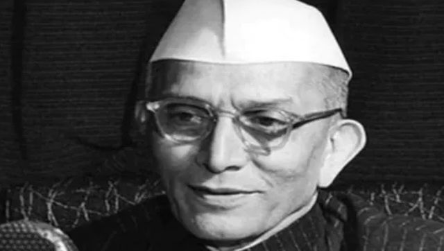 Narendra Modi pays homage to Morarji Desai on 126th birth anniversary, lauds him for nation building skills Narendra Modi pays homage to Morarji Desai on 126th birth anniversary, lauds him for nation building skills