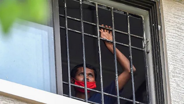 'Hundreds rushed out of the chawl': When the Centre held firm on migrant movement in the early days of the pandemic 'Hundreds rushed out of the chawl': When the Centre held firm on migrant movement in the early days of the pandemic