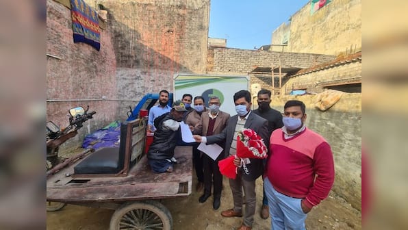 Anand Mahindra keeps his promise, hires quadruple amputee in his company's EV charging yard