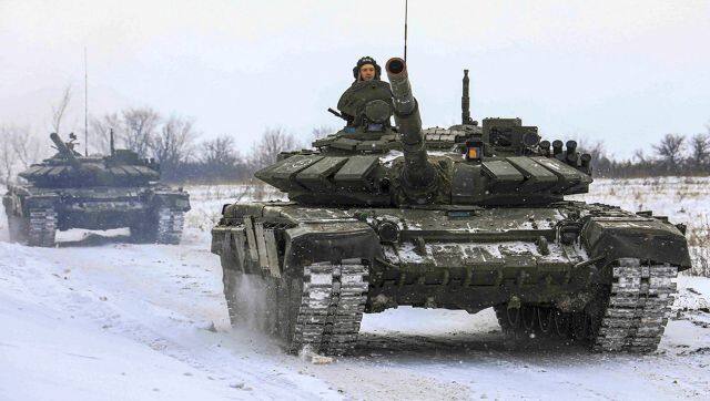 The Russian army has more than 13,000 tanks. AP