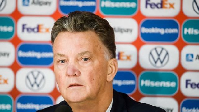 Netherlands head coach Luis van Gaal tests positive for COVID-19 ahead of Denmark friendly Netherlands head coach Luis van Gaal tests positive for COVID-19 ahead of Denmark friendly
