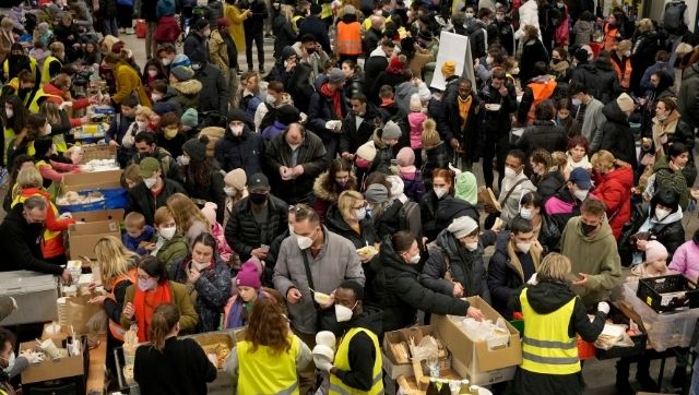 'Welcome to Germany': Berlin’s main train station turns into refugee town for Ukrainians 'Welcome to Germany': Berlin’s main train station turns into refugee town for Ukrainians