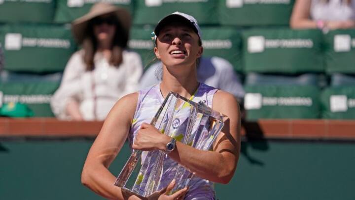 Indian Wells 2022: Iga Swiatek thumps Maria Sakkari for WTA title, No 2 world ranking