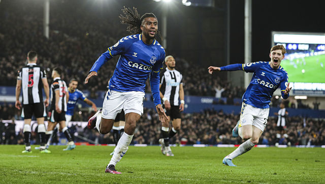 Premier League: Alex Iwobi gives 10-man Everton late 1-0 win over Newcastle Premier League: Alex Iwobi gives 10-man Everton late 1-0 win over Newcastle