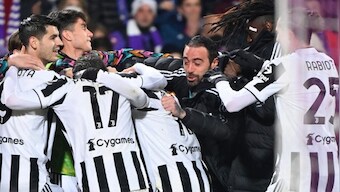 Coppa Italia: Juventus seize late control of semi-finals on Dusan Vlahovic's return to Fiorentina