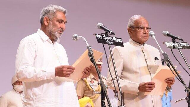 Lal Chand Kataruchakk takes oath in Punjab on Saturday. Twitter/ @AamAadmiParty