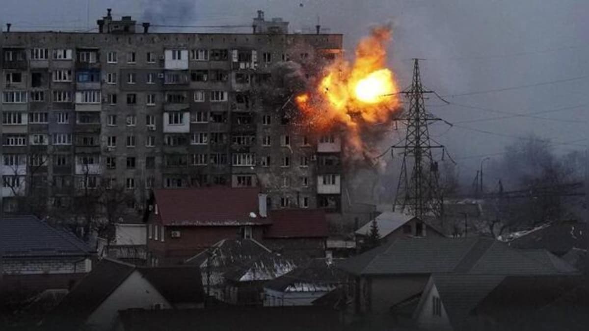 Ukraine-Russia war: Kremlin continues to surround Kyiv as 'unimaginable tragedy' looms