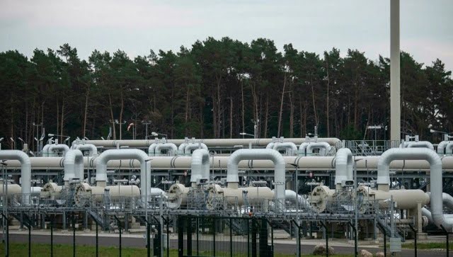 Russia's invasion of Ukraine underscores Europe's dependence on Moscow's fossil fuels Russia's invasion of Ukraine underscores Europe's dependence on Moscow's fossil fuels