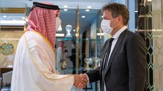 Germany seals energy deal with Qatar as it looks to wean off from Russian gas