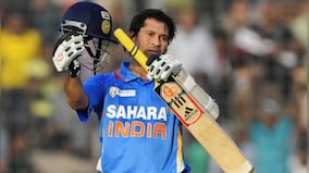 Watch: Sachin Tendulkar exhibits his brilliant batting skills on National Sports Day