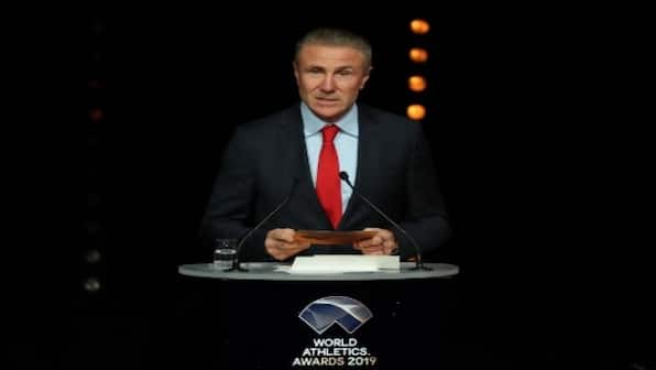 Ukrainian pole vault champion Sergey Bubka calls on sporting world to aid refugees