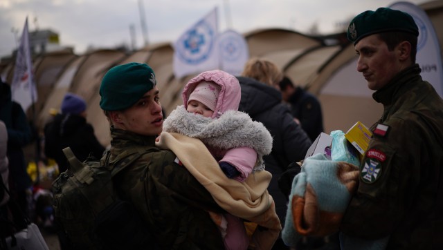 More civilians flee as Ukraine warns of stepped-up Russian attacks More civilians flee as Ukraine warns of stepped-up Russian attacks