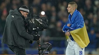 FA Cup: Vitaliy Mykolenko captains Everton as Salomon Rondon brace sinks Boreham Wood
