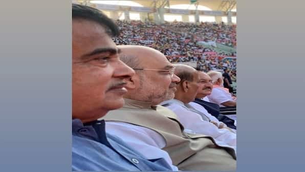 When a photograph is enough to suggest the deepening and strengthening of Indian democracy