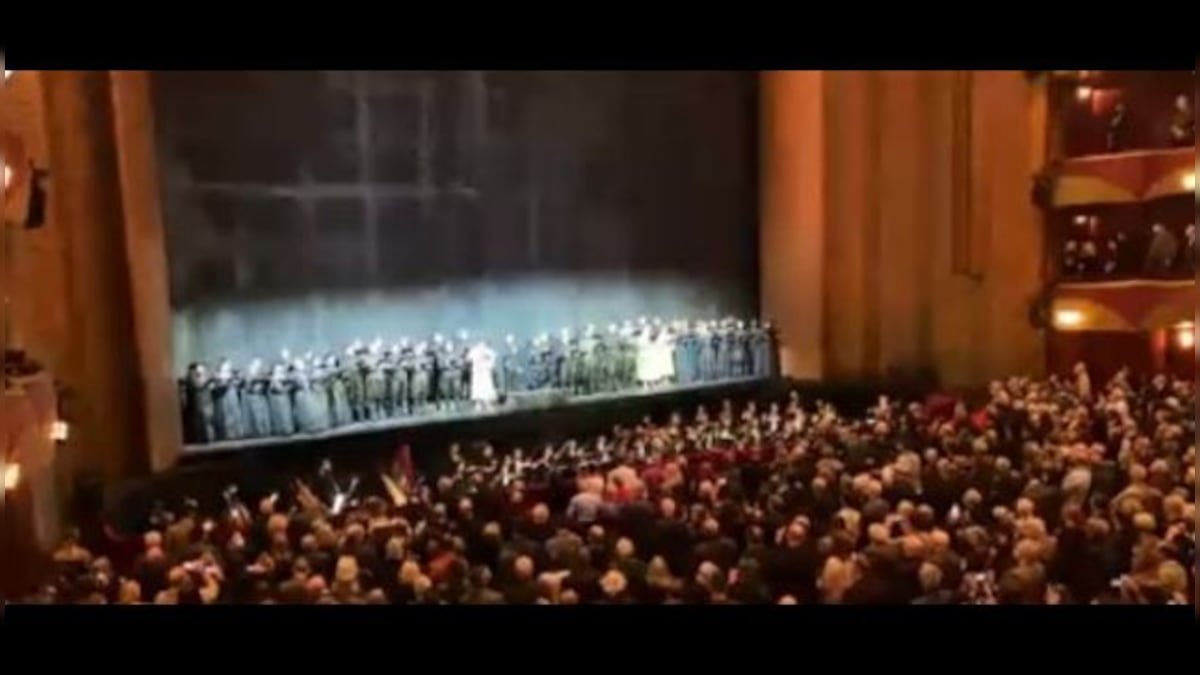 Metropolitan Opera opens with Ukrainian national anthem, to cut ties with artists who support Putin