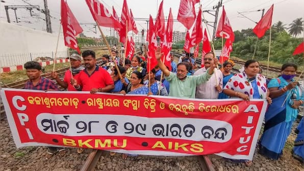 Bharat Bandh Day 2: Unions continue to protest; banking, public transport hit