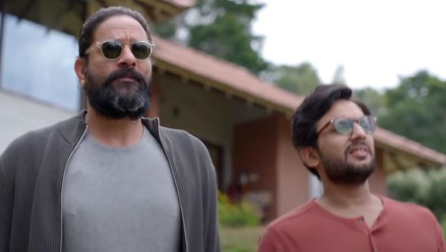 Bloody Brothers review: Jaideep Ahlawat, Zeeshan Ayyub show belatedly arrives at a fine blend of crime and comedy Bloody Brothers review: Jaideep Ahlawat, Zeeshan Ayyub show belatedly arrives at a fine blend of crime and comedy