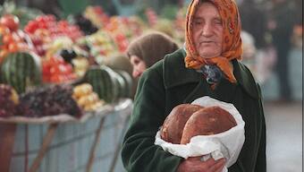 Facing sanctions, Russian retailers limit food sales to counter black market and ensure affordability