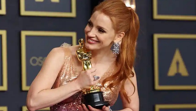 Oscars 2022: Jessica Chastain wins her first Academy Award for The Eyes of Tammy Faye Oscars 2022: Jessica Chastain wins her first Academy Award for The Eyes of Tammy Faye